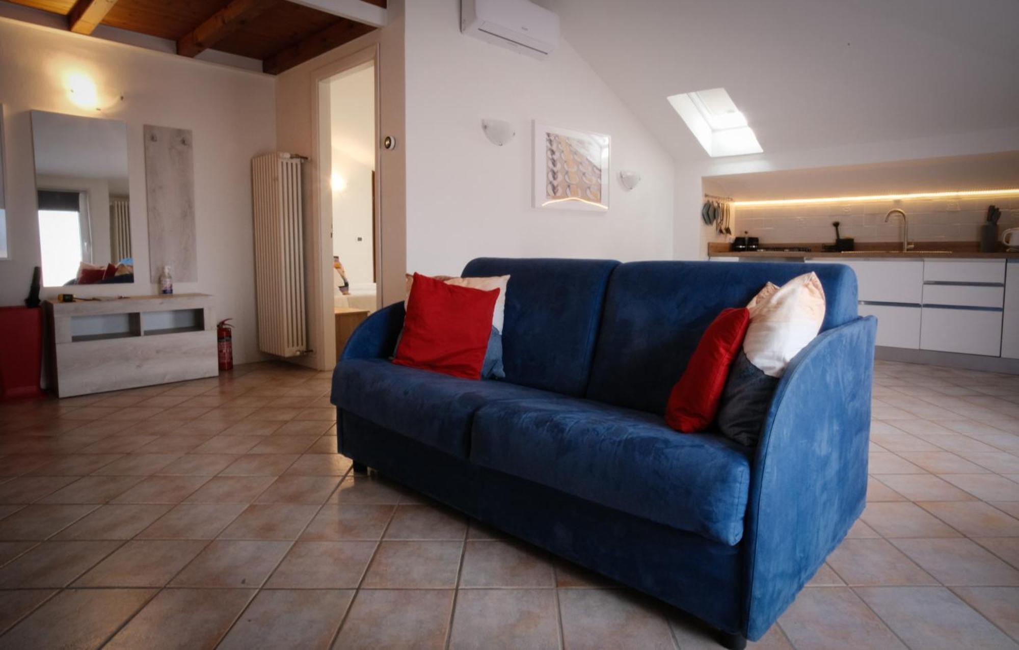 La Mansarda Apartment Stresa